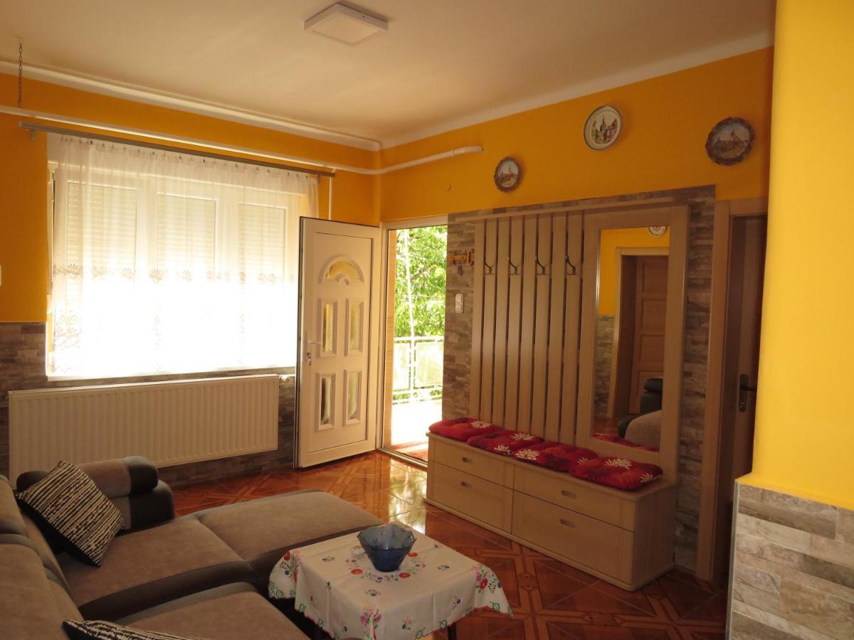 Szekely Apartman Balatonfüred Exteriör bild